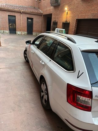 Skoda Octavia 2020 DGS 7 AVERIADO