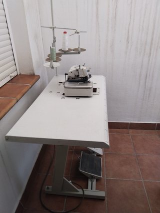 Remalladora industrial Kingtex 5 hilos
