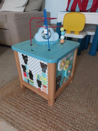 Cubo actividades bebé madera