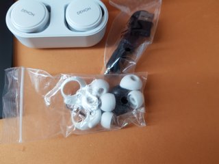 Auriculares Bluetooth Denon PerL Pro Blancos ANC