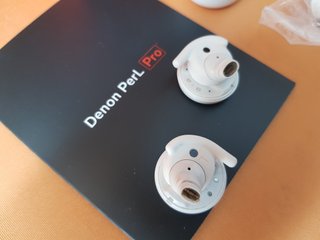 Auriculares Bluetooth Denon PerL Pro Blancos ANC
