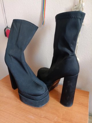 Botas negras plataforma tacón grueso