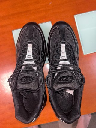 Nike Air Max 95 Negras