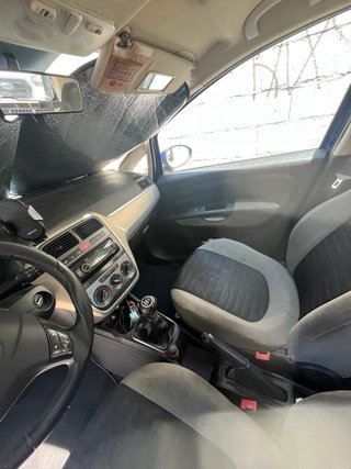 FIAT Punto 2007, 70cv, 218000km, bien mecanica