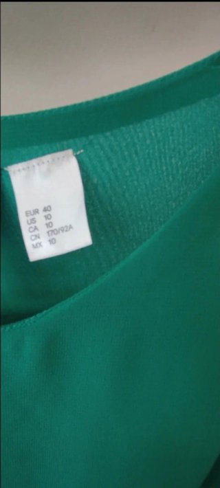 Top verde H&M Divided Talla L