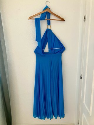 Vestido ZARA midi plisado halter azul