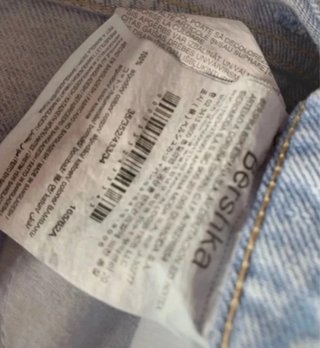 Jeans Bershka Mom Fit Claros Rotos