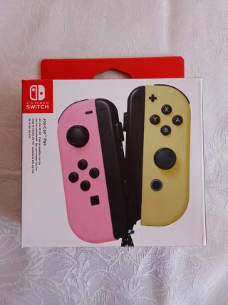 Nintendo Switch Joy-Con Par Rosa y Amarillo