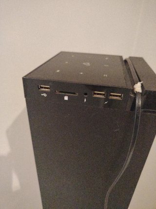 Torre de Sonido Negra