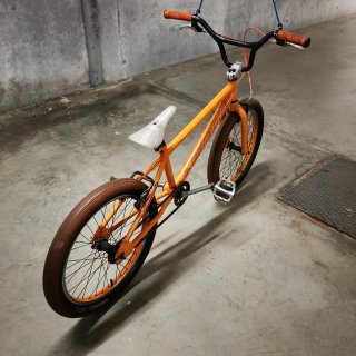 Bicicleta BMX Naranja