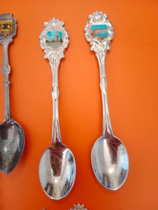 Set di 11 cucchiaini da collezione