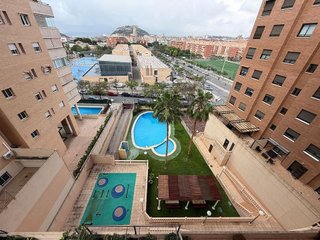 Piso en venta en Vistahermosa en Alicante