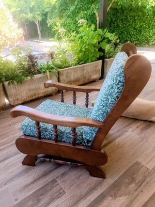 2 Sillones Clásicos Madera y Tela