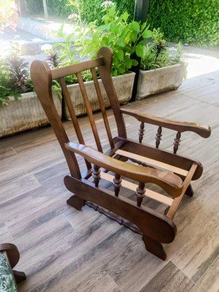 2 Sillones Clásicos Madera y Tela