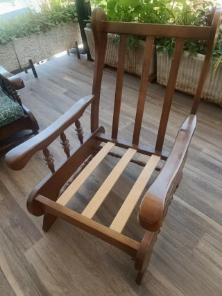 2 Sillones Clásicos Madera y Tela