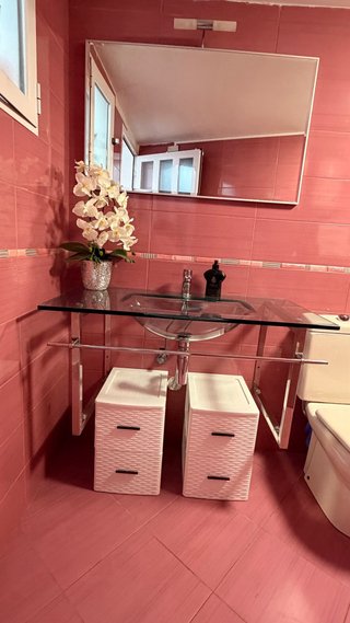 Mueble lavabo cristal y metal