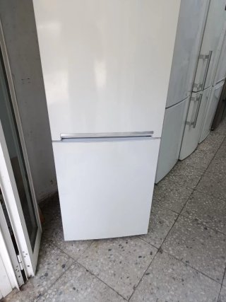 NEVERA COMBI MARCA BEKO 185.M GARANTÍA + ENVÍO