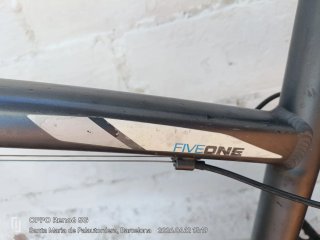 Bicicleta Rockrider gris