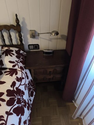Dormitorio clásico madera maciza Indivisible