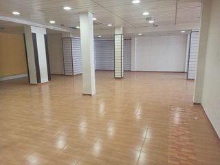 Local comercial en alquiler en Pueblo Nuevo en Madrid