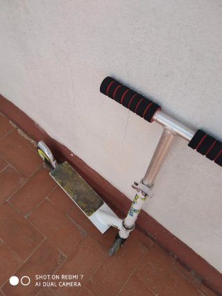 Patinete infantil blanco y verde