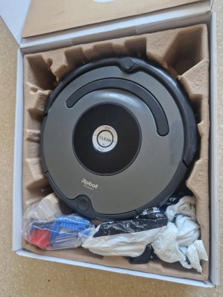 Aspirador iRobot Roomba 676 con Wifi