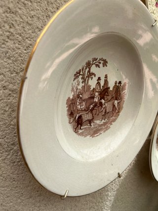 Coppia di piatti decorativi antichi