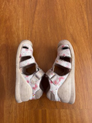 Zapatos Biomecanics Verano Talla 25 Mariposas