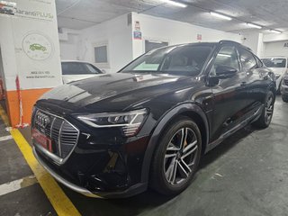 AUDI e-tron 50 quattro