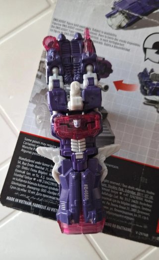 Transformers Combiner Wars Shockwave Viola