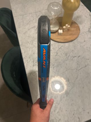 Pala Padel Varlion Avant Carbon reparada