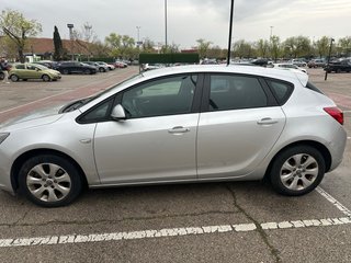 Opel Astra 2015