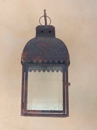 Garden lantern