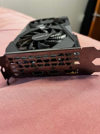 Tarjeta Gráfica Gigabyte GeForce GTX 1650 OC 4G