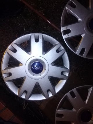 Tapacubos Ford Fiesta 15 Originales (4uds)