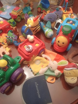 Lote de juguetes infantiles variados