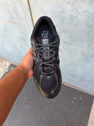 New Balance 1906r Nero/Argento