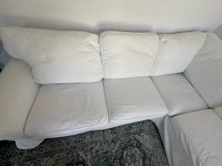 Sofá esquinero IKEA blanco