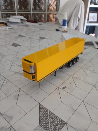 Camión Scania carrarama 1/50