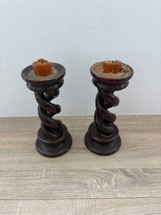 PAREJA DE CANDELABROS