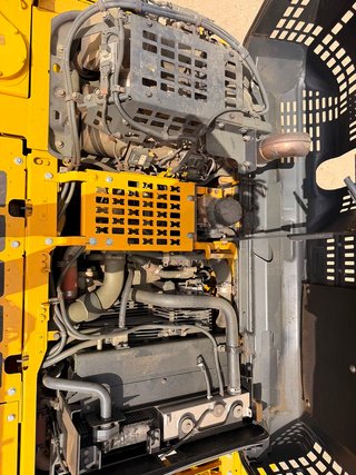 Excavadora Komatsu PC210LC-11 (2017)