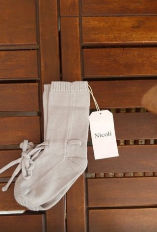 Conjunto patucos y capota de punto Nícoli. NUEVO