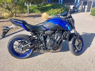 Yamaha MT07 2024 Pack Sport 13.800 km