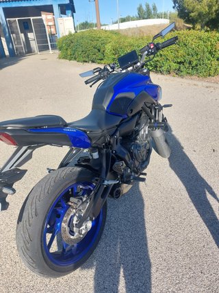 Yamaha MT07 2024 Pack Sport 13.800 km