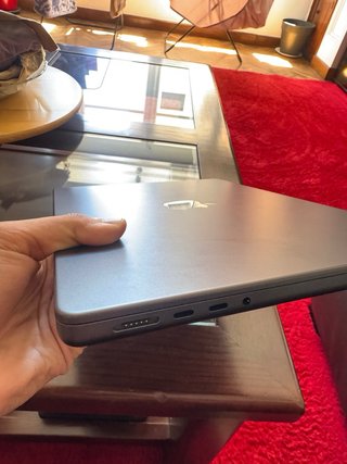 MacBook Pro M5 16Gb/512SSD con Garantia Apple