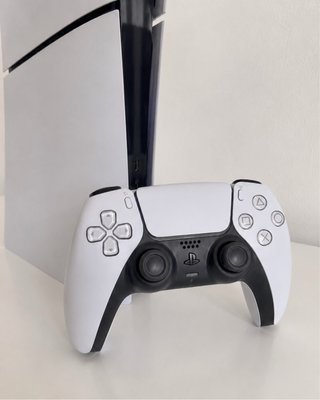 PS5 Slim 1TB Blanca + Mando + Caja