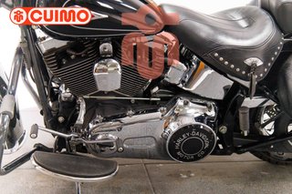 HARLEY DAVIDSON SOFTAIL HERITAGE