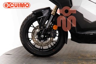 HONDA ADV 350
