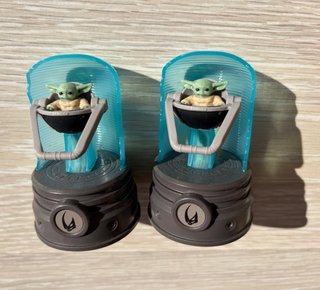 2 Figuras Grogu Star Wars Burger King