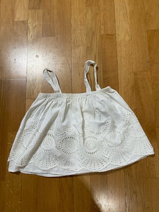 Camiseta tirantes blanca bordada verano